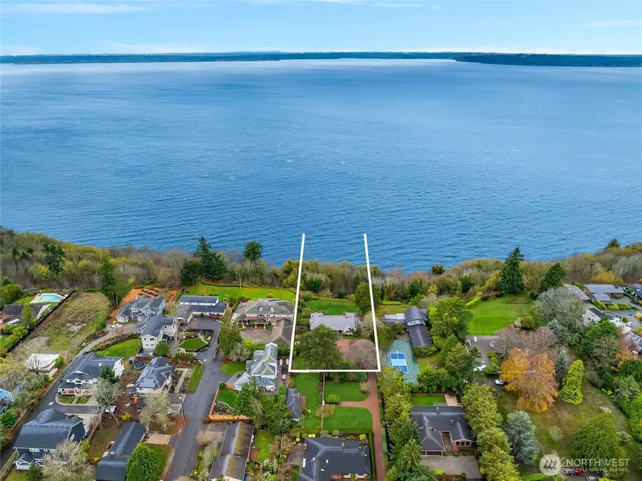 12233 12th Avenue Nw, Seattle, WA 98177 - Image #2