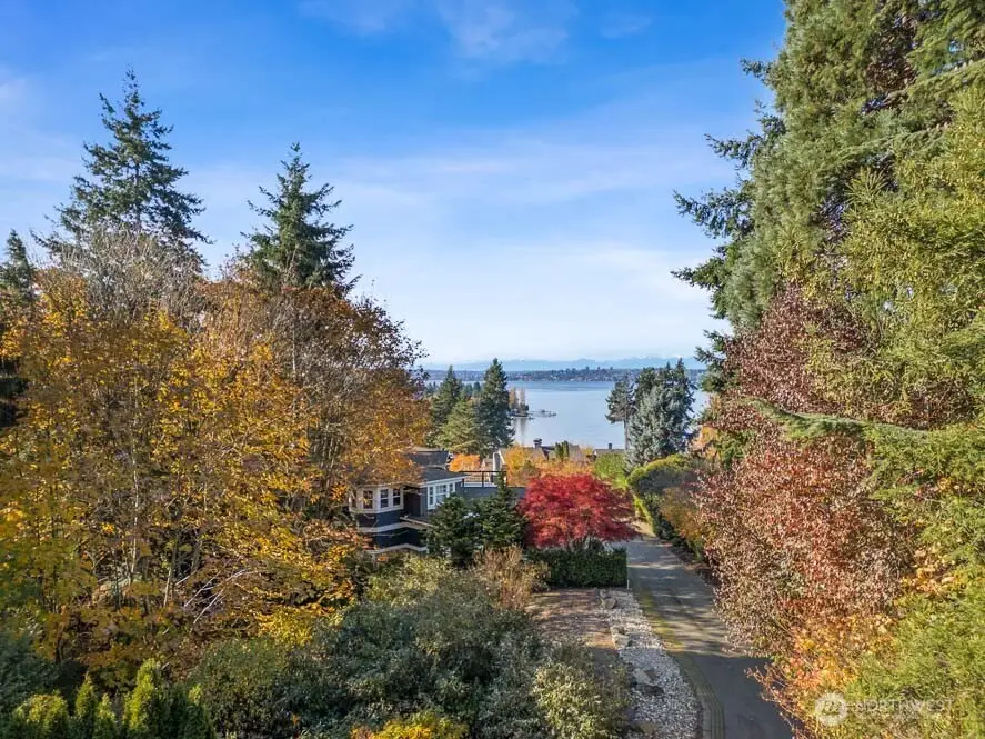 104 NE 47th Place, Kirkland, WA 98033 - Image #1