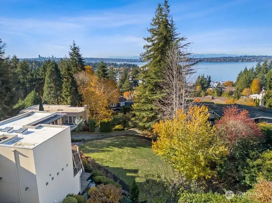 104 NE 47th Place, Kirkland, WA 98033 - Image #2