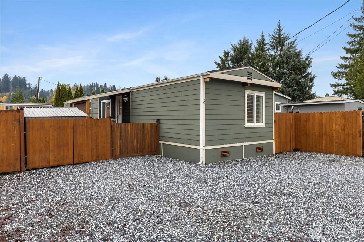 322 Chicago Boulevard S #8, Pacific, WA 98047 - Image #1