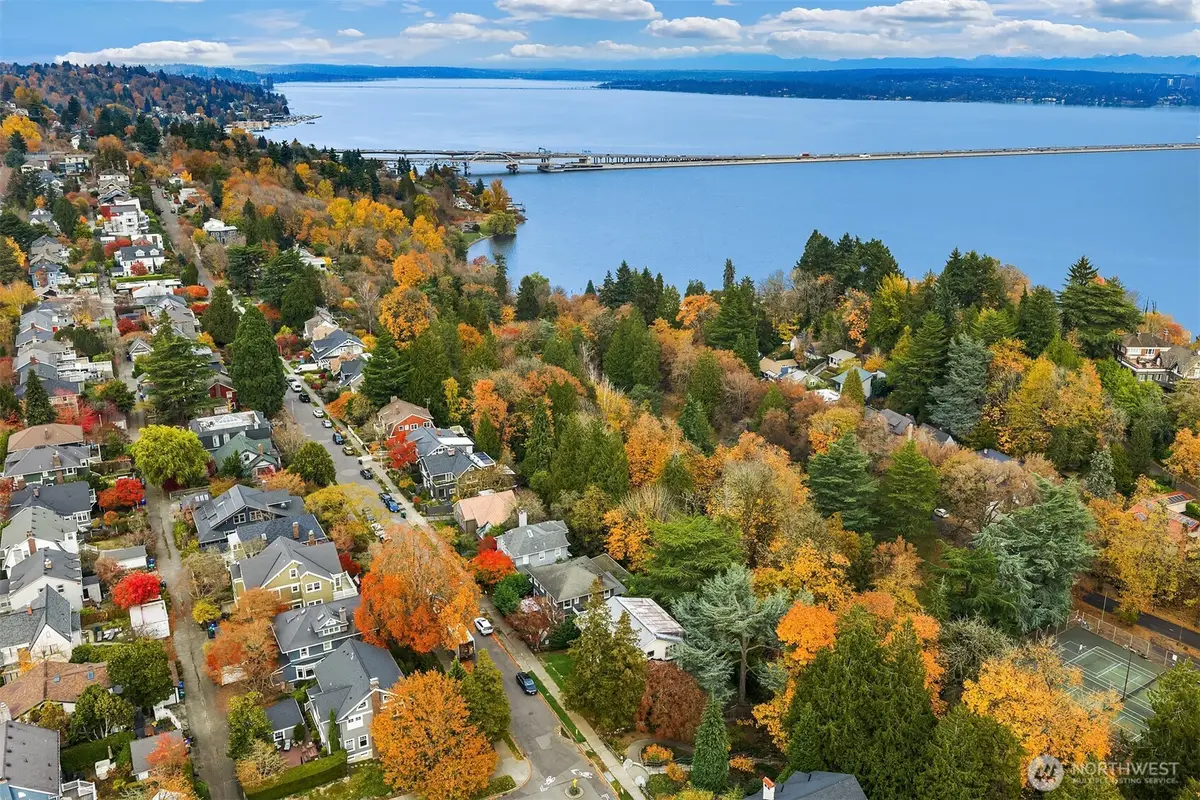 2540 34th Avenue S, Seattle, WA 98144 - Image #1