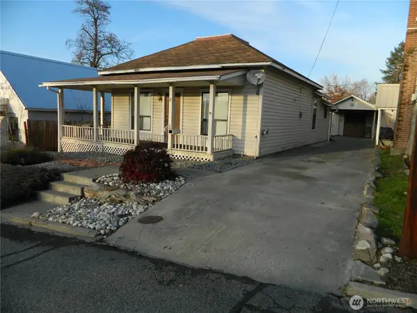19 3rd Street E, Tonasket, WA 98855