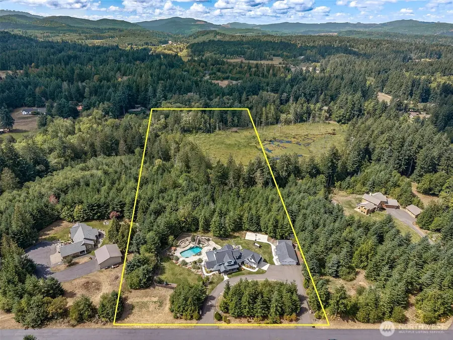 4327 Creekview Lane Nw, Olympia, WA 98502 - Image #2