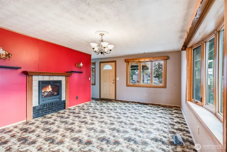 14116 C Street S, Tacoma, WA 98444 - Image #2