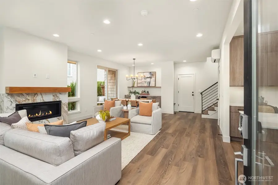 637 18th Avenue W, Kirkland, WA 98033 - Image #3