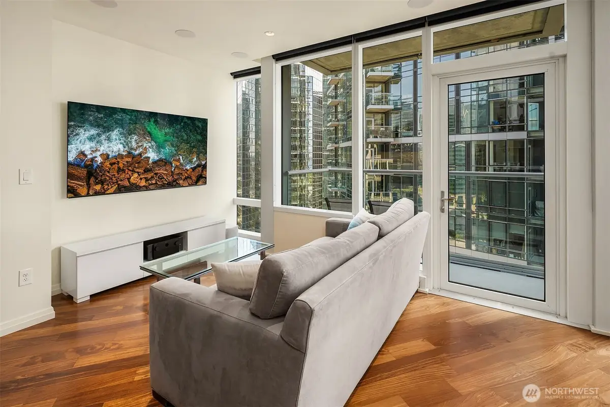 500 106th Avenue Ne #2009, Bellevue, WA 98004 - Image #1