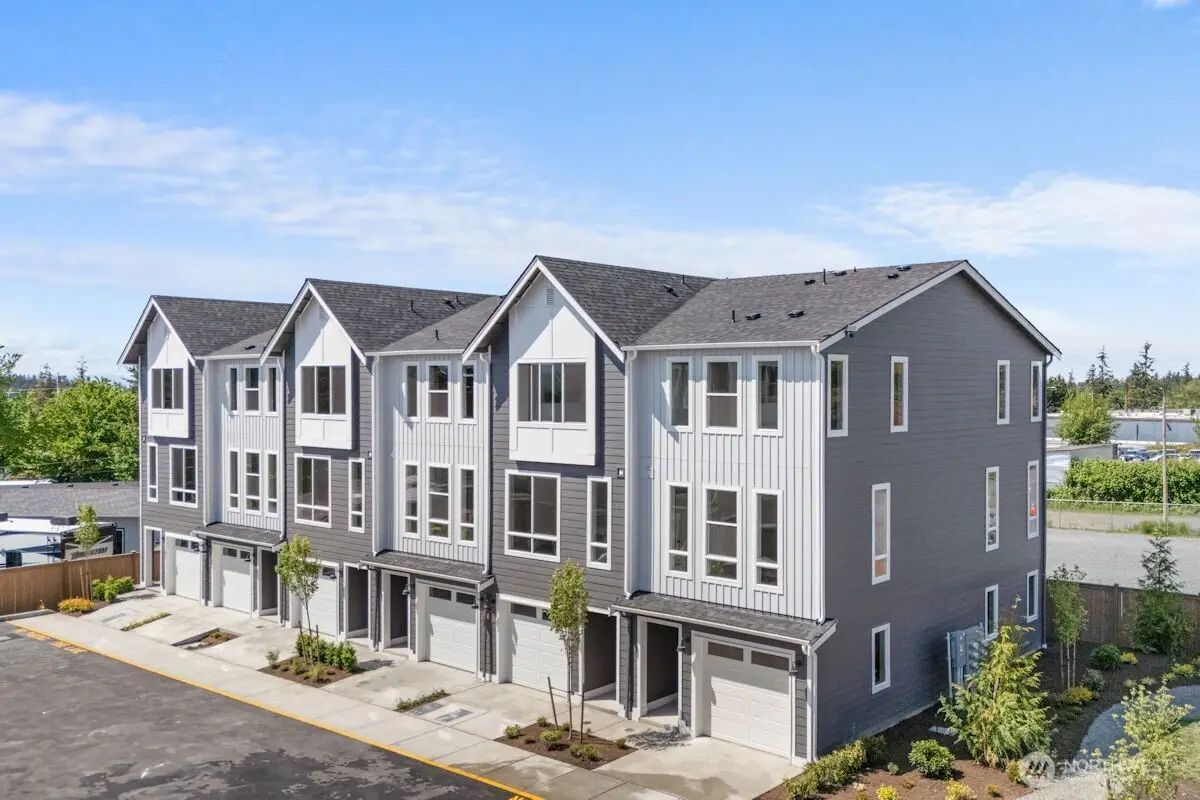 15726 40th Avenue W #D4, Lynnwood, WA 98087 - Image #1