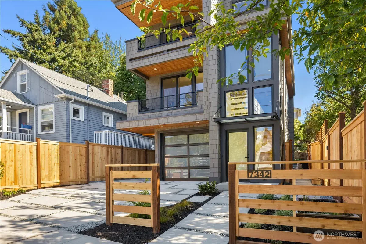 7342 20th Avenue Nw, Seattle, WA 98117 - Image #1