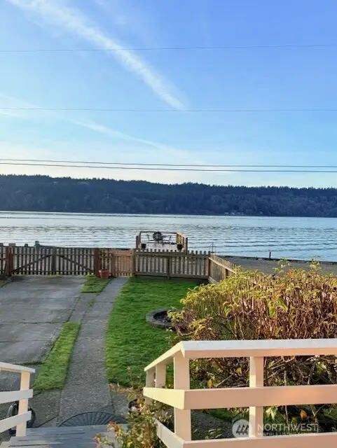 27728 Manzanita Beach Rd Sw, Vashon, WA 98070 - Image #3