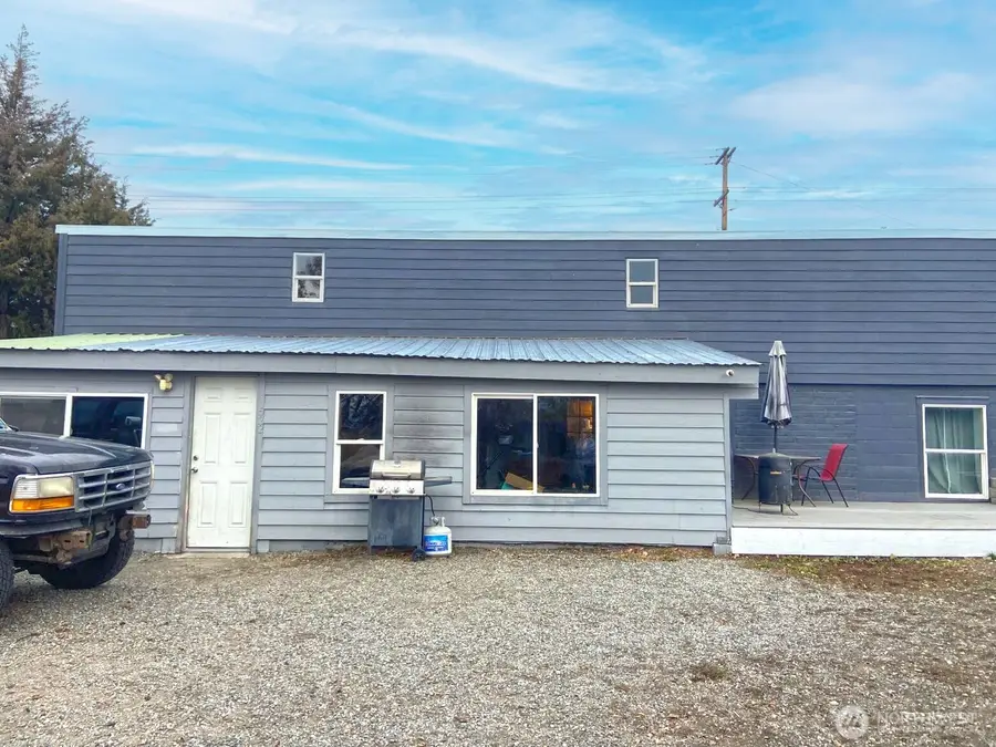 522 Locust Street, Omak, WA 98841 - Image #2