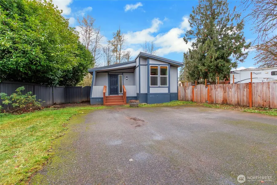 626 291st Street Ct E, Roy, WA 98580 - Image #2