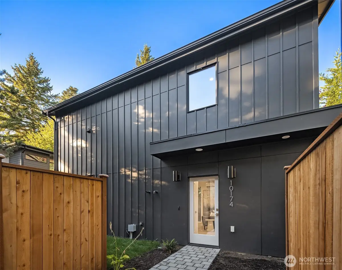 10174 NE 113th Place, Kirkland, WA 98033 - Image #1