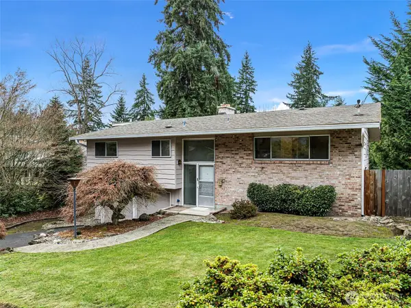 906 Forrest Park Drive, Fircrest, WA 98466