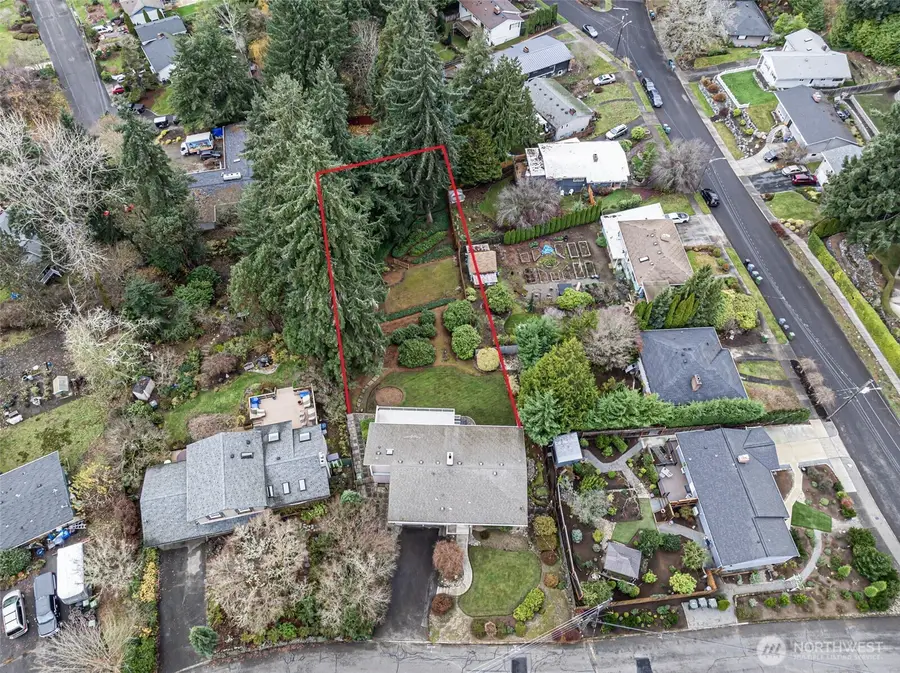 906 Forrest Park Drive, Fircrest, WA 98466 - Image #3