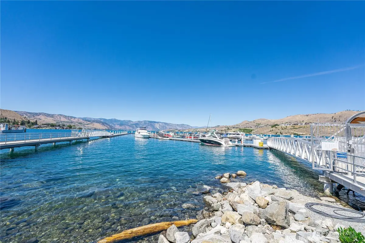 1350 W Woodin Avenue #CDE1, Chelan, WA 98816 - Image #1