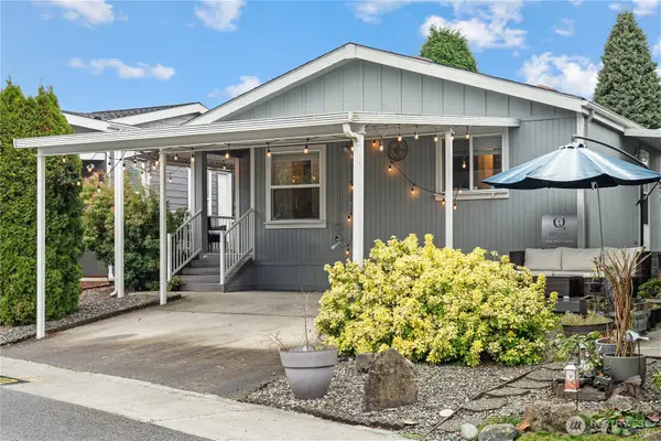 23835 15th Ave Se #40, Bothell, WA 98021