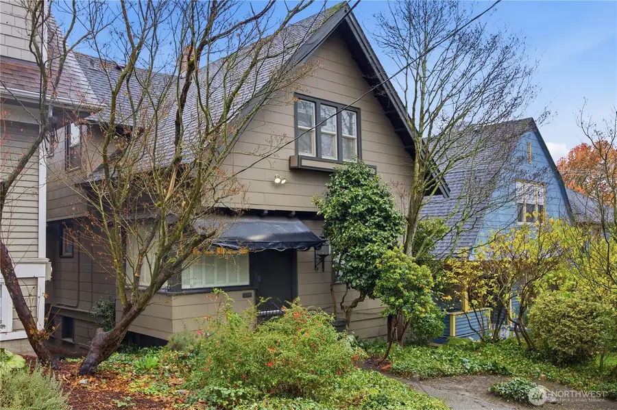 708 Warren Avenue N, Seattle, WA 98109 - Image #3