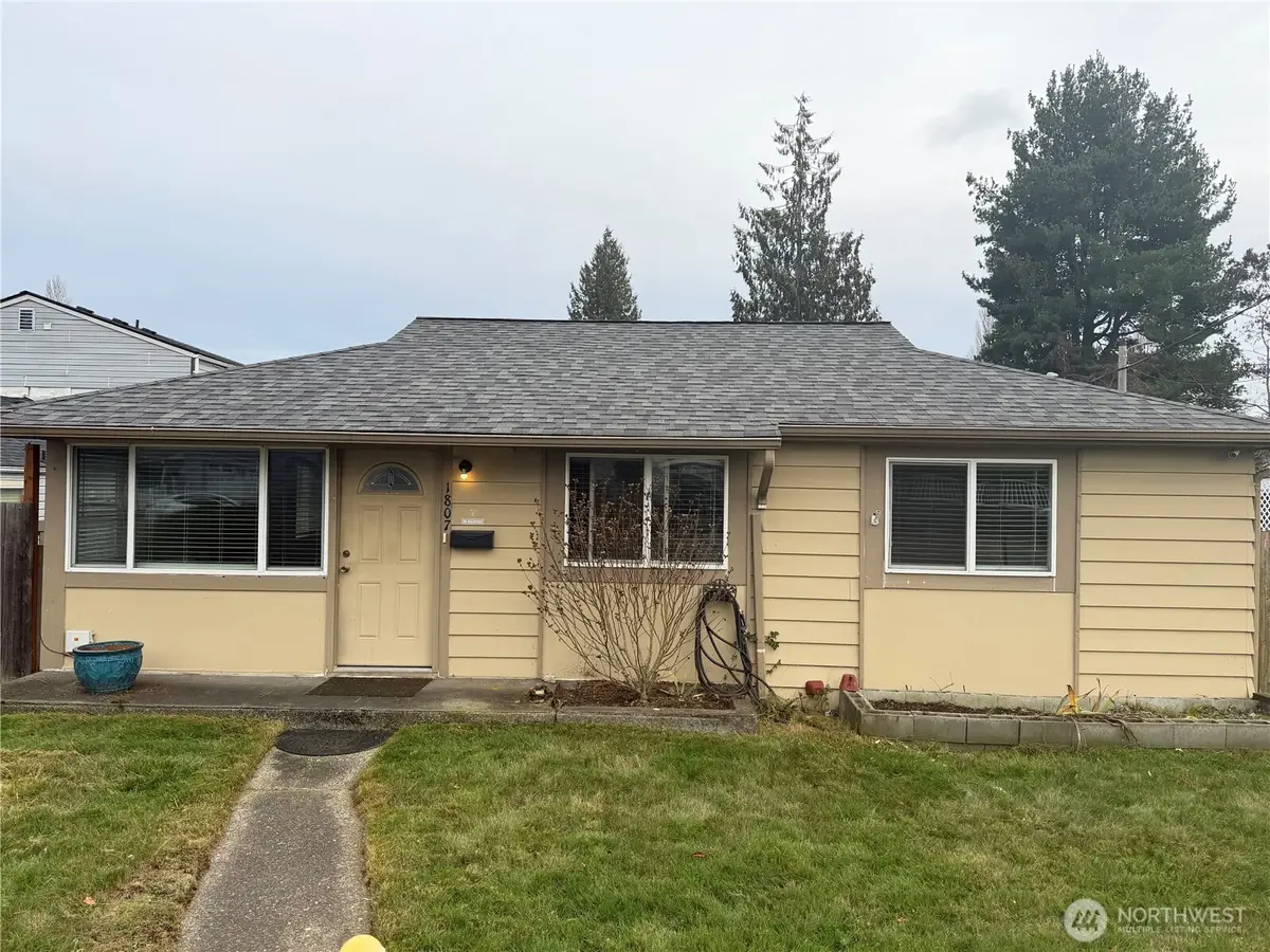 1807 S Sprague Avenue, Tacoma, WA 98405 - Image #1