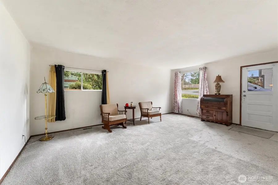 32002 Union Drive, Black Diamond, WA 98010 - Image #3