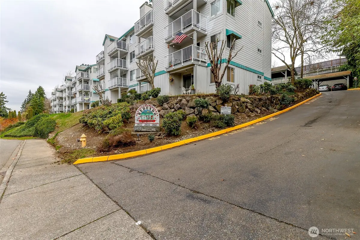 28610 16th Avenue S #103, Federal Way, WA 98003 - Image #1