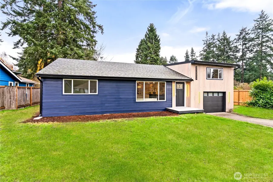 19002 Ashworth Avenue N, Shoreline, WA 98133 - Image #3