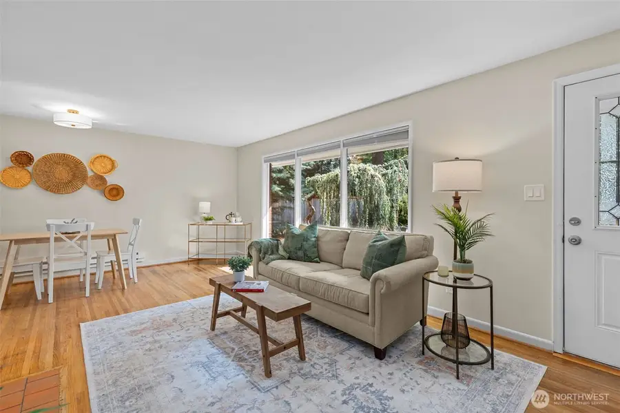 13523 23rd Place Ne, Seattle, WA 98125 - Image #3