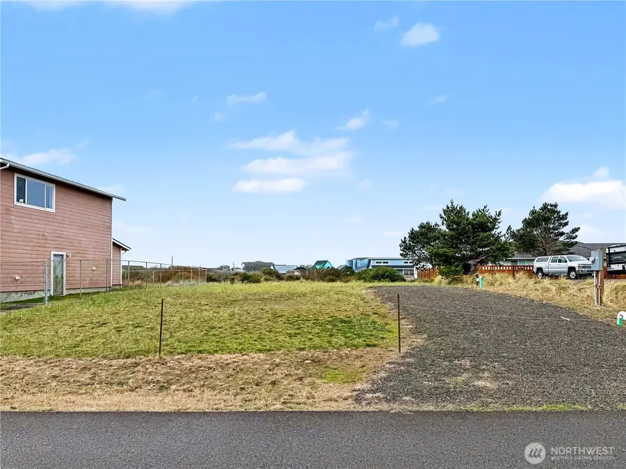 1275 Channel Avenue Sw #17, Ocean Shores, WA 98569 - Image #2