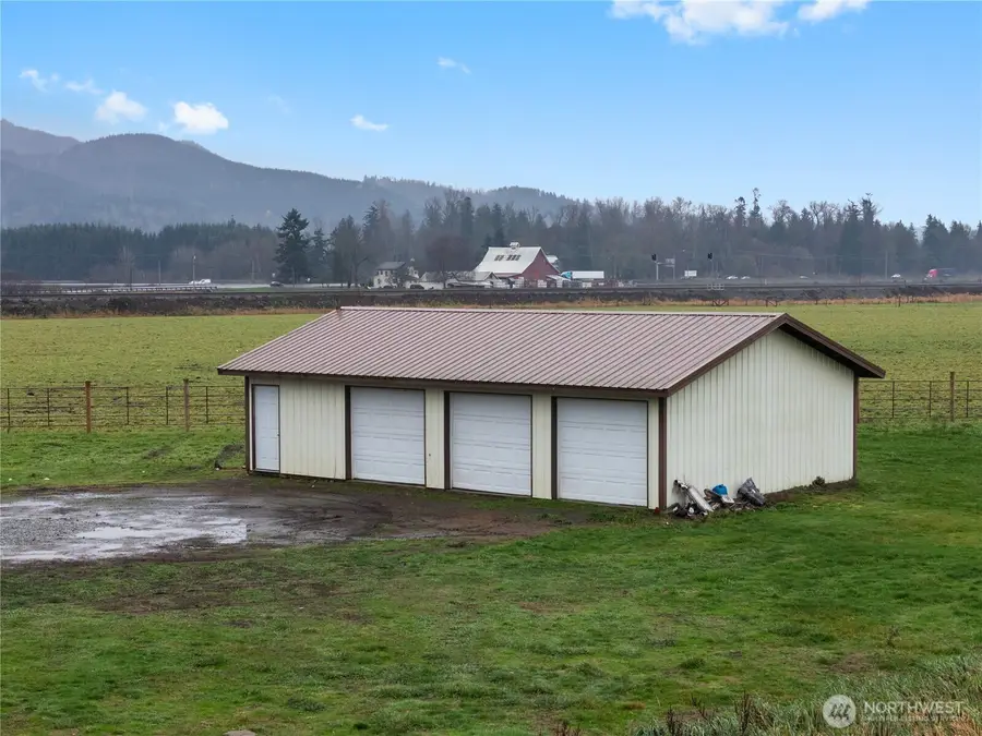 18764 Hickox Road, Mount Vernon, WA 98273 - Image #3