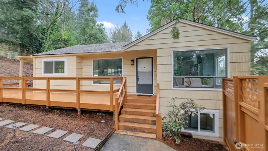 13909 4th Avenue Ne, Seattle, WA 98125 - Image #3