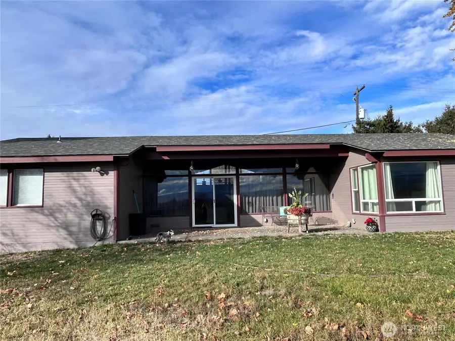 940 SE 12th Street, College Place, WA 99324 - Image #2