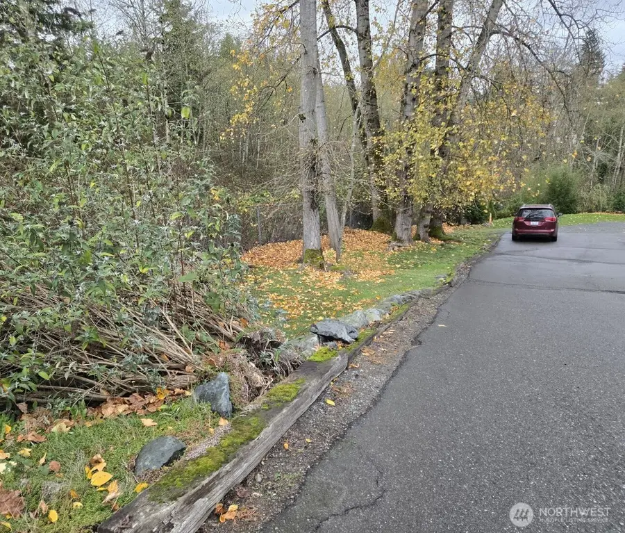 8201 5th Avenue W, Everett, WA 98204 - Image #2