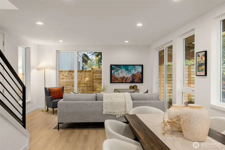 4409 21st Avenue Sw, Seattle, WA 98106 - #3