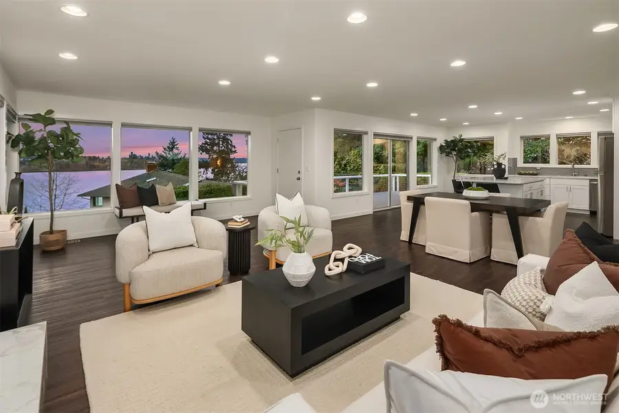 10001 SE 25th Street, Bellevue, WA 98004 - Image #2