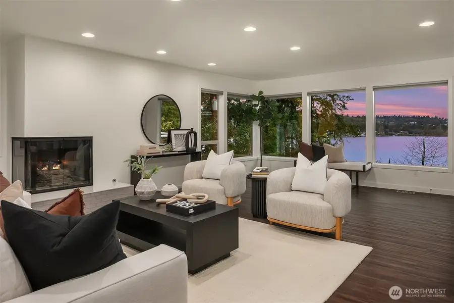 10001 SE 25th Street, Bellevue, WA 98004 - Image #3