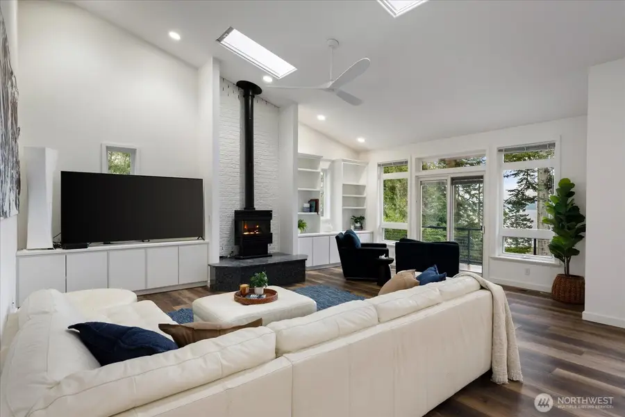 209 Sara Vista Road, Coupeville, WA 98239 - Image #3