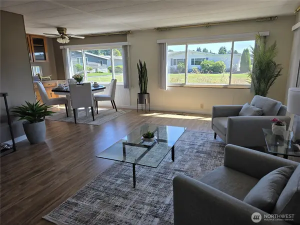 1402 22nd Street Ne #243, Auburn, WA 98002