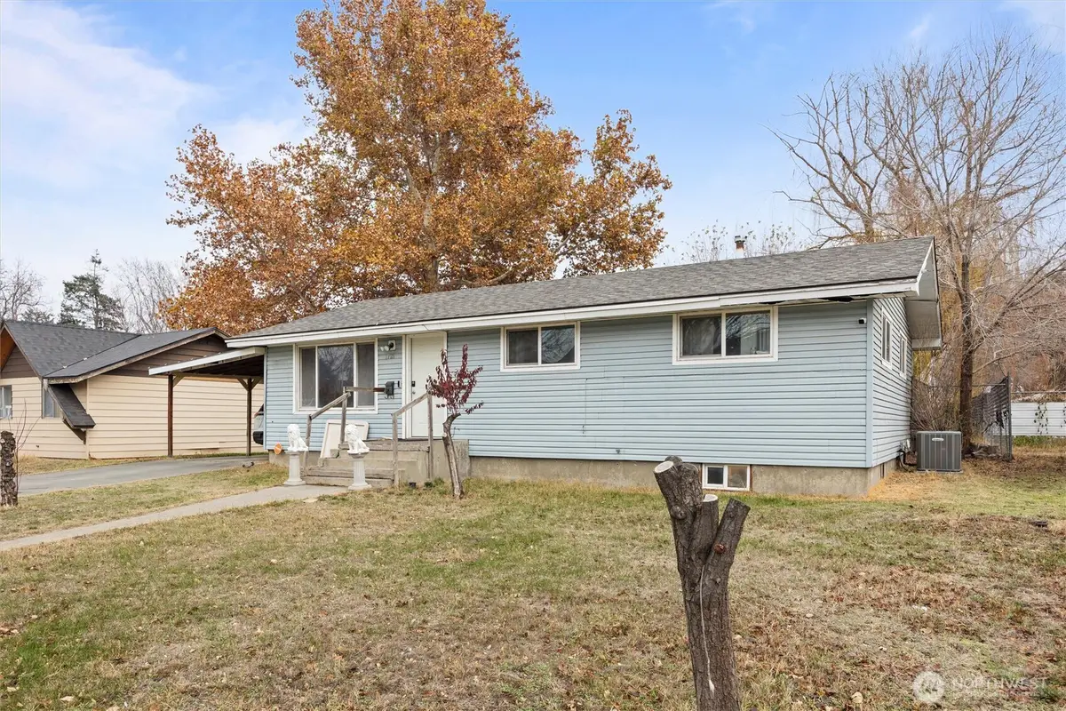 1715 N 24th Avenue, Pasco, WA 99301 - Image #1