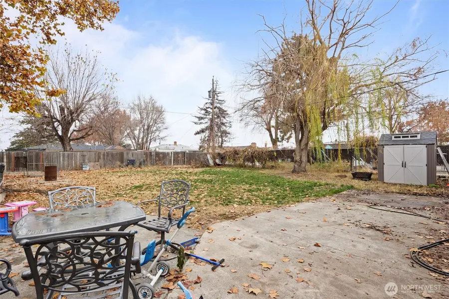 1715 N 24th Avenue, Pasco, WA 99301 - Image #3