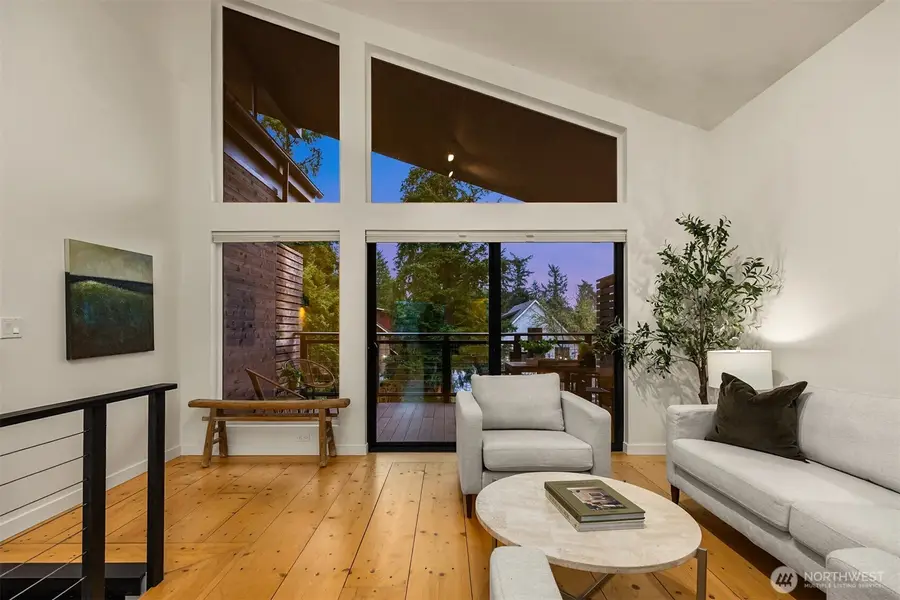 522 Madrona Way Ne #4, Bainbridge Island, WA 98110 - Image #3