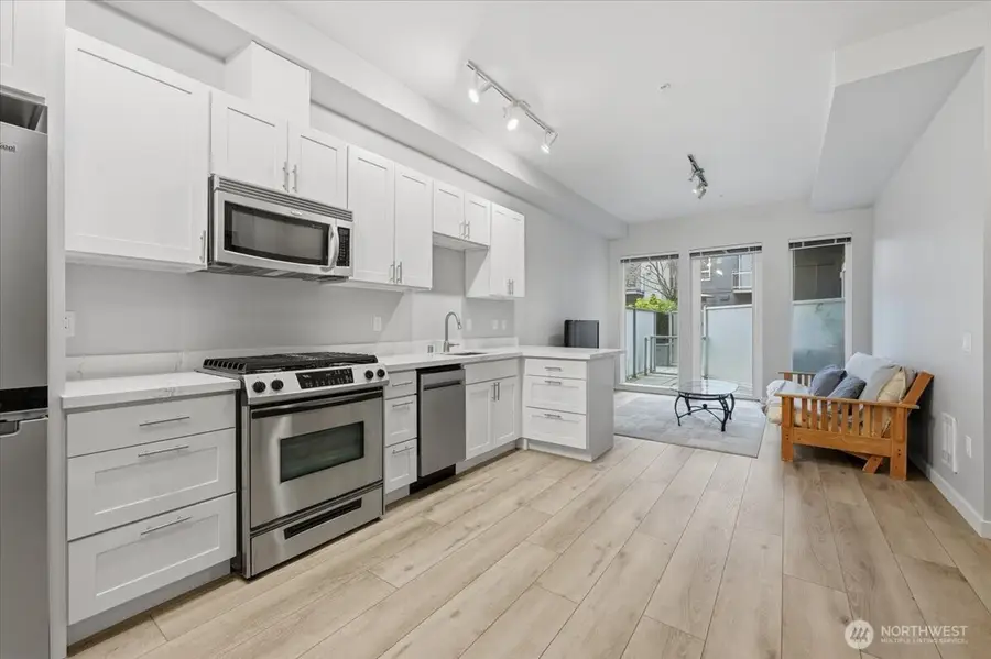 375 Kirkland Avenue #108, Kirkland, WA 98033 - Image #3