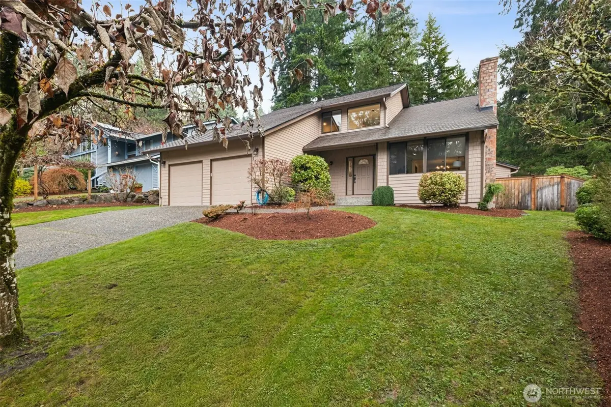 19714 41st Avenue Ne, Lake Forest Park, WA 98155 - Image #1