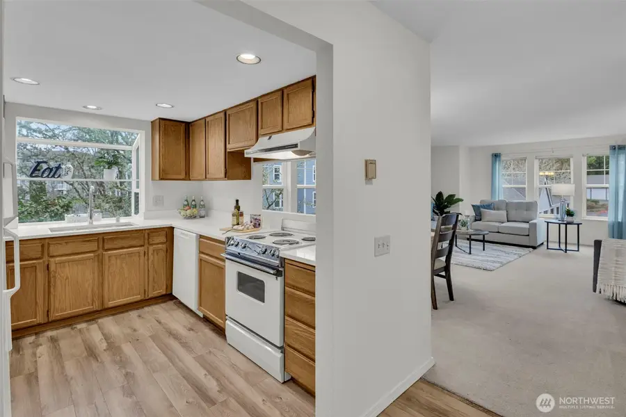 3941 226th Place Se #211, Issaquah, WA 98029 - Image #3