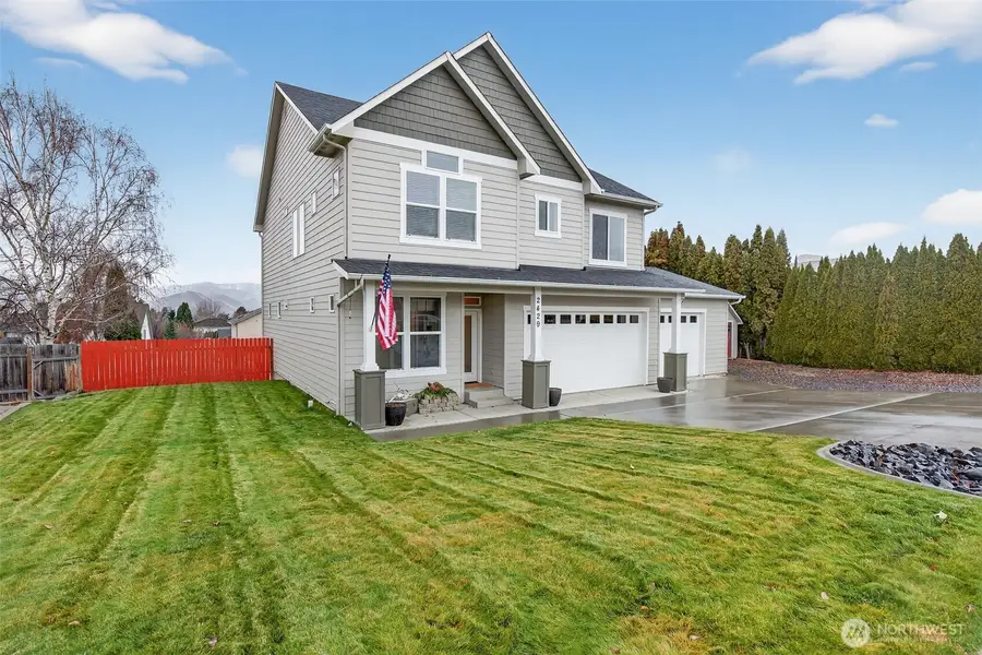 2429 Highland View Drive, East Wenatchee, WA 98802 - Image #2