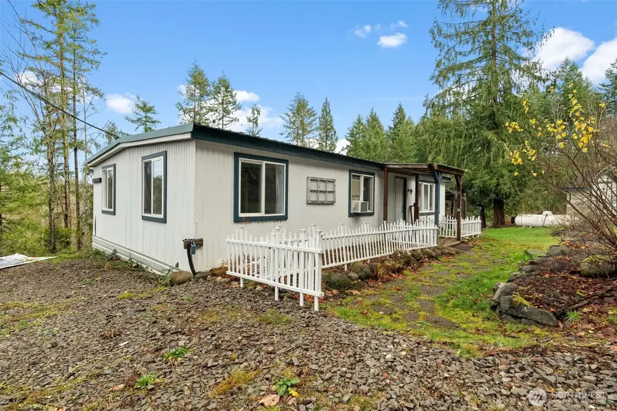 18818 Slough Lane Se, Yelm, WA 98597 - Image #2