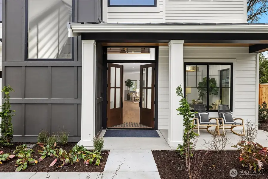 12905 SE 4th Place, Bellevue, WA 98005 - Image #2