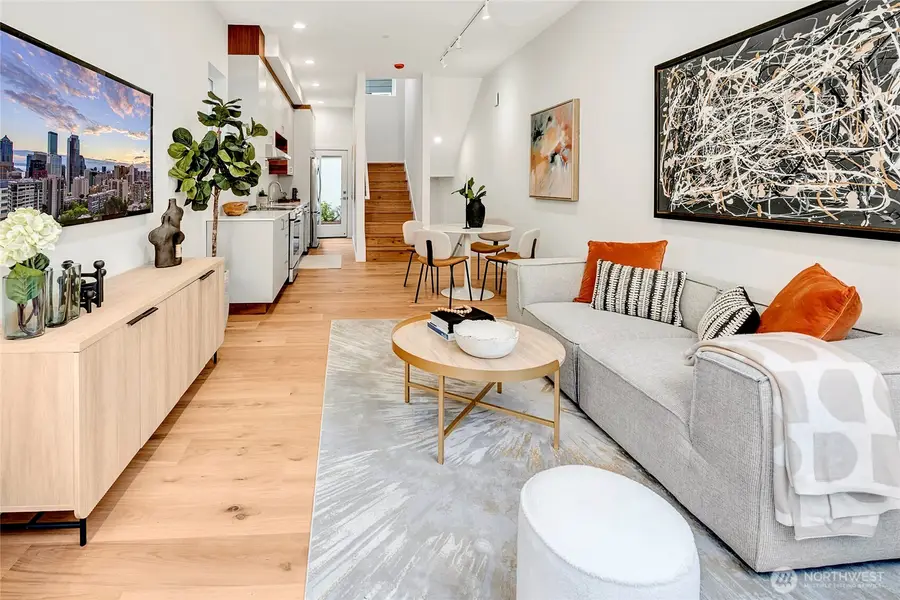 633 13th Avenue E, Seattle, WA 98102 - Image #2