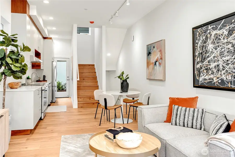 633 13th Avenue E, Seattle, WA 98102 - Image #3