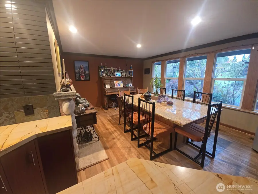 22407 87th Avenue W, Edmonds, WA 98026 - Image #3