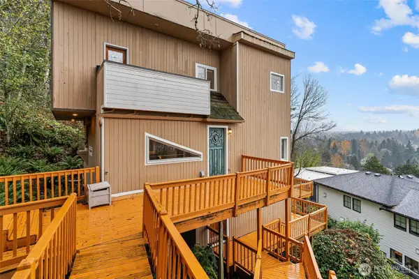 11804 90th Avenue Ne, Kirkland, WA 98034