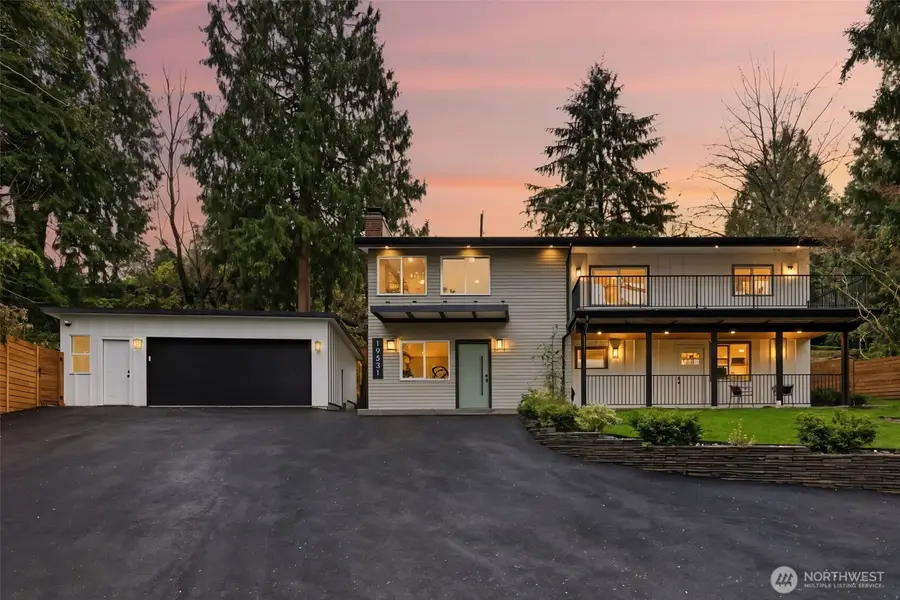 19531 55th Avenue Ne, Lake Forest Park, WA 98155 - Image #2